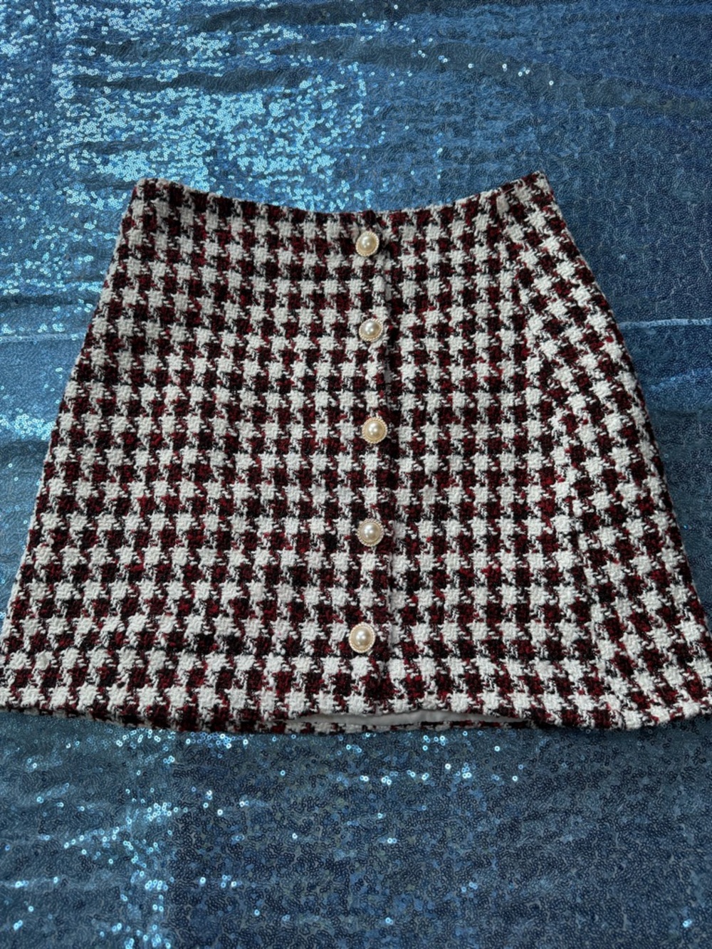 SHEIN Burgundy and White Houndstooth Pearl-Button A-Line Skirt